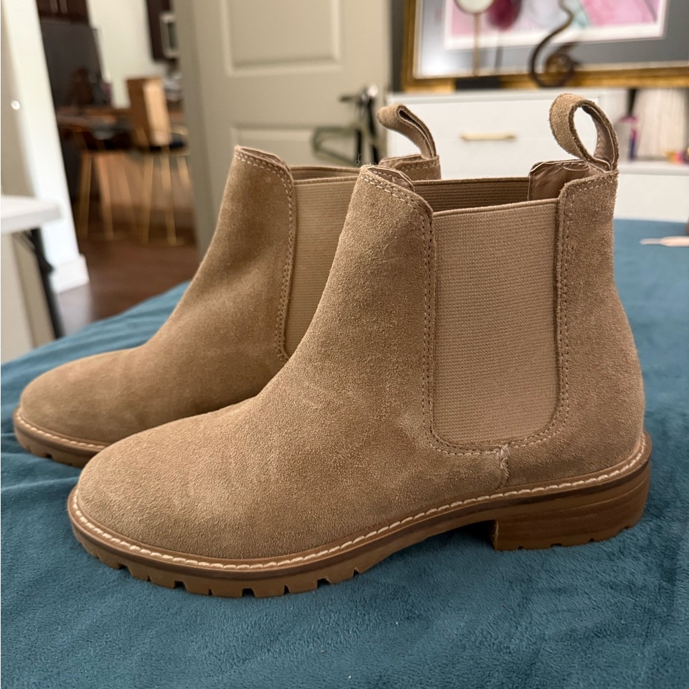 Steve Madden Leopold Taupe Ankle Booties